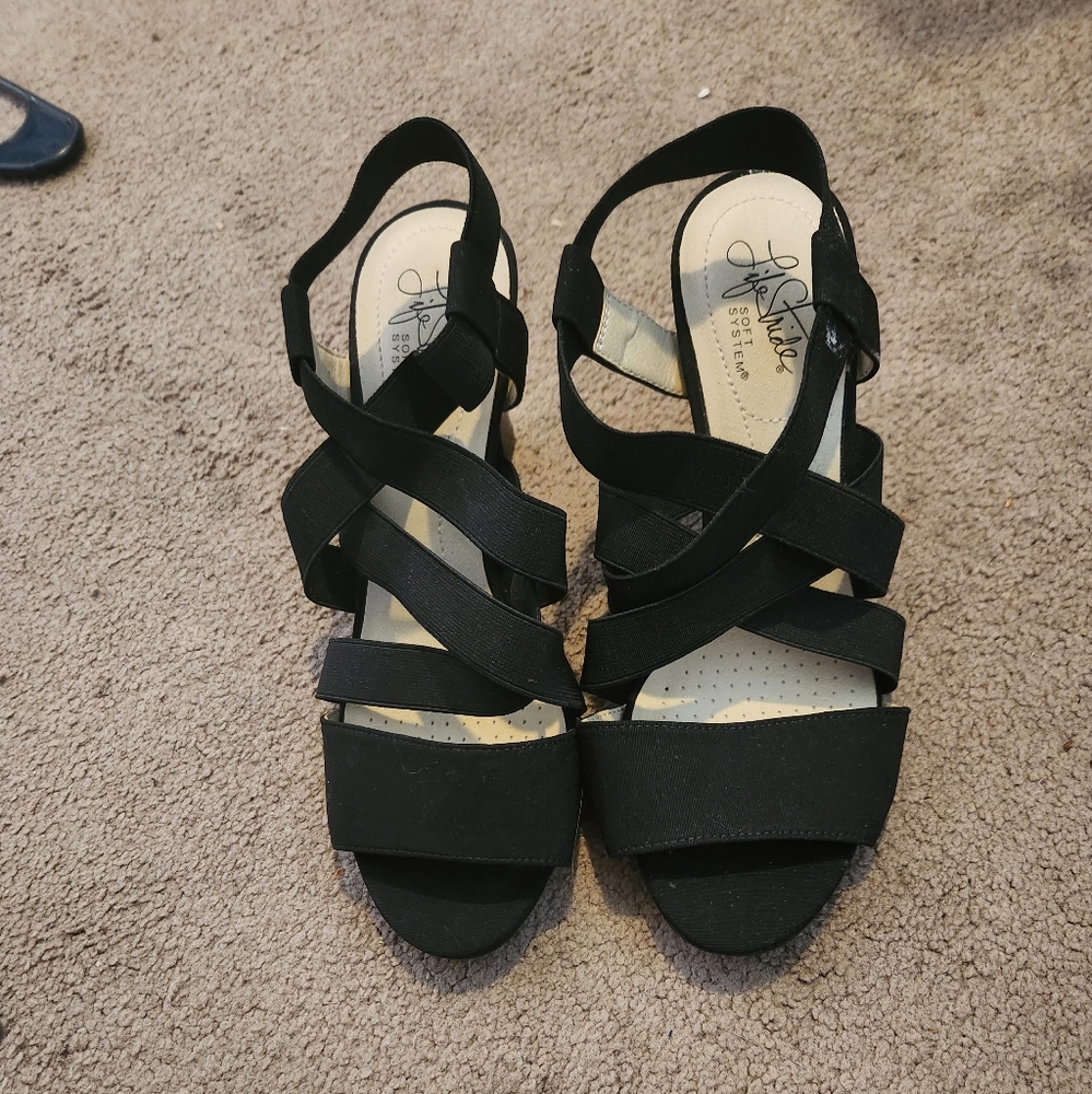 Heels - Picture 2 of 5